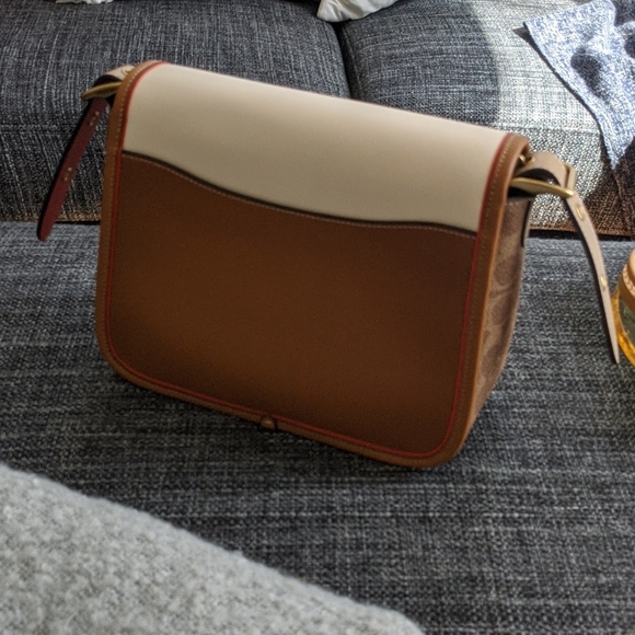 Coach Rambler - Picture 3 of 4